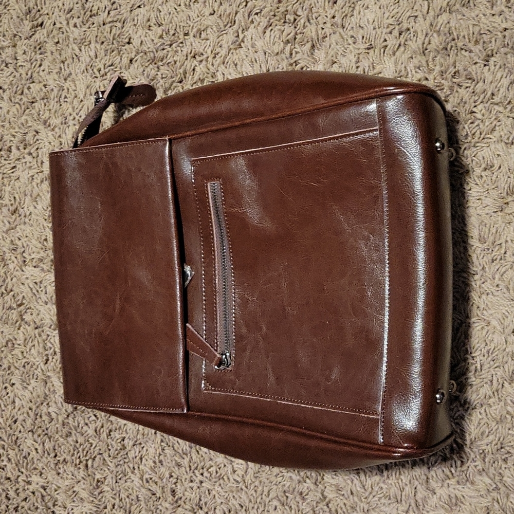 NWT-BEEOVEN Genuine Leather Backpack